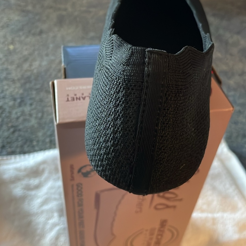 Shoes - Picture 7 of 10